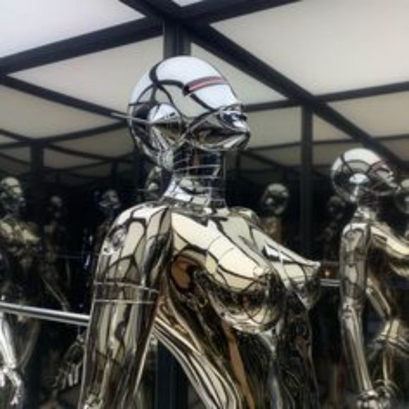 Meet your Posher, Lana - Picture 6 of 16